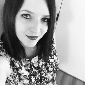 Meet your Posher, Carrie